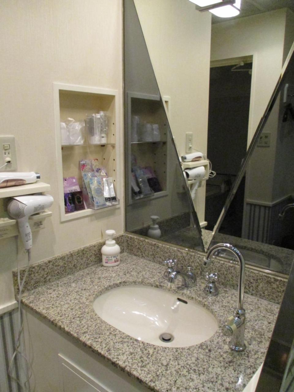 طوكيو Hotel Lieto (Adults Only) المظهر الخارجي الصورة